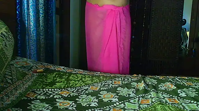 Snapshot of Hotty__Baby chatting on September 14, 2025, 4:18 pm Hotty Baby online show from September 14, 2025, 4:18 pm