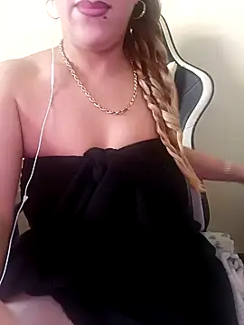 Snapshot of dodosa10 chatting on January 15, 2025, 11:32 am dodosa10 online show from January 15, 2025, 11:32 am