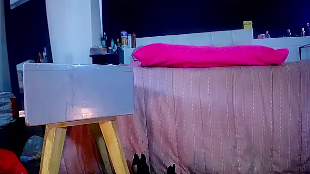 Snapshot of bellatrixx_69 chatting on October 10, 2025, 11:33 am bellatrixx 69 online show from October 10, 2025, 11:33 am