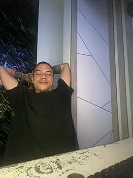 Osiiriis online show from February 18, 2025, 4:48 am