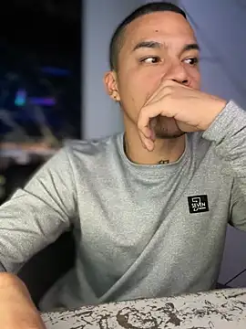 Osiiriis online show from March 14, 2025, 5:59 am