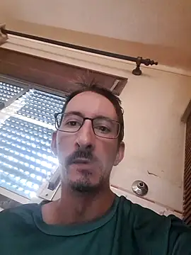 Snapshot of Diogopicha chatting on July 17, 2026, 8:22 am Diogopicha online show from July 17, 2026, 8:22 am