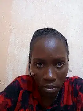 Snapshot of Swirly_blac chatting on September 18, 2025, 1:47 pm Swirly blac online show from September 18, 2025, 1:47 pm