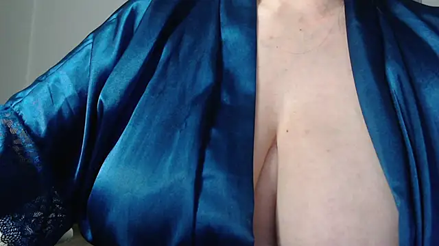 missdaniels online show from October 11, 2025, 2:12 am