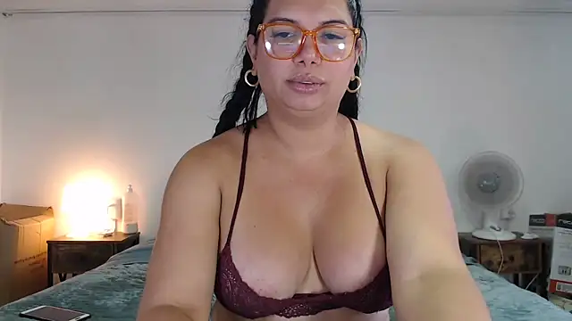 flowerdirtty online show from October 10, 2025, 5:58 pm