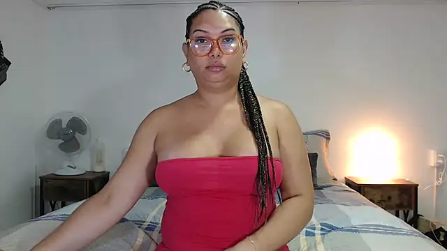 Snapshot of flowerdirtty chatting on November 12, 2025, 2:26 am flowerdirtty online show from November 12, 2025, 2:26 am