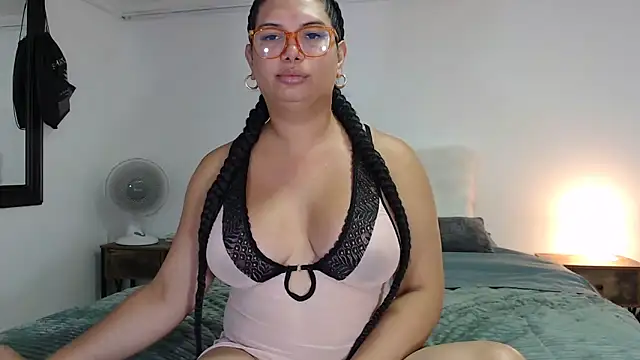 flowerdirtty online show from October 12, 2025, 5:47 pm