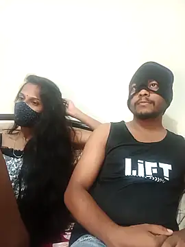 sexycouplemh09 online show from October 7, 2025, 3:13 pm