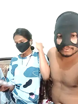 sexycouplemh09 online show from October 3, 2025, 3:24 pm