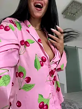 Snapshot of _adelle chatting on September 18, 2025, 10:29 am adelle online show from September 18, 2025, 10:29 am