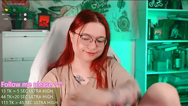 me  hanna online show from December 22, 2025, 2:11 am