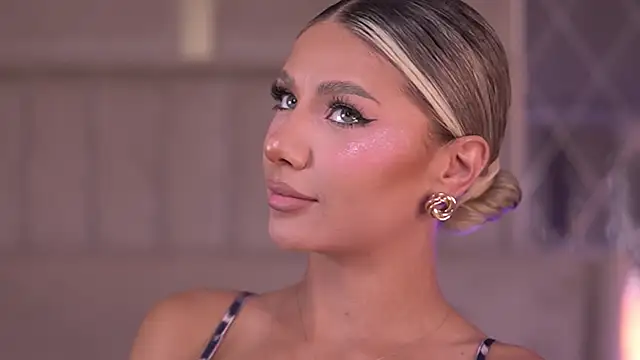 Snapshot of BlairSanders chatting on September 24, 2025, 6:14 pm BlairSanders online show from September 24, 2025, 6:14 pm