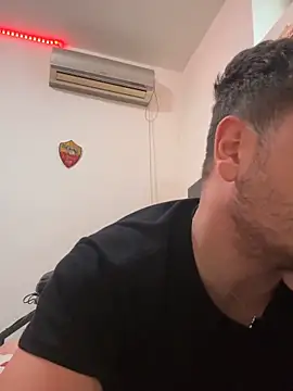 Snapshot of claudio20031 chatting on March 2, 2026, 4:25 pm claudio20031 online show from March 2, 2026, 4:25 pm