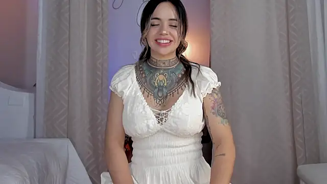 yandracelisofficial online show from February 2, 2025, 5:42 am