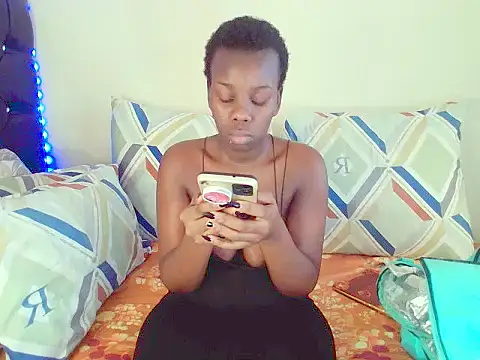 dinnykrazx online show from November 19, 2025, 5:51 am