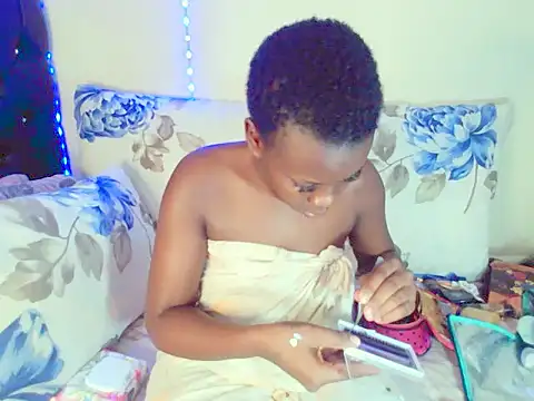 Snapshot of dinnykrazx chatting on October 15, 2025, 6:44 am dinnykrazx online show from October 15, 2025, 6:44 am