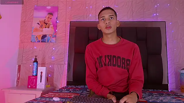 Snapshot of dilan_alfonzo chatting on October 6, 2025, 7:25 pm dilan alfonzo online show from October 6, 2025, 7:25 pm