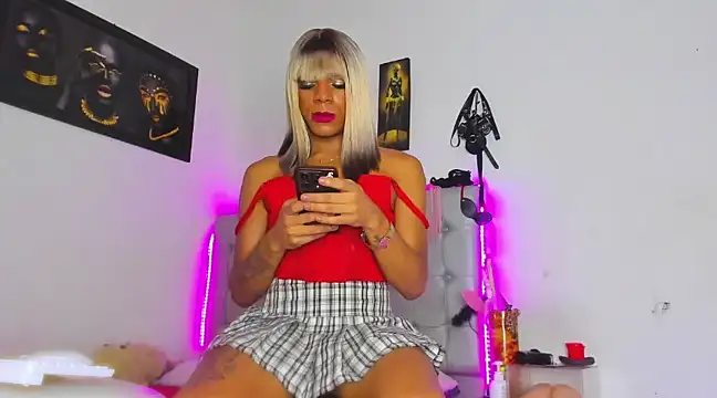 Snapshot of Kendall_Hotsexy_x chatting on December 5, 2024, 7:22 pm Kendall Hotsexy x online show from December 5, 2024, 7:22 pm