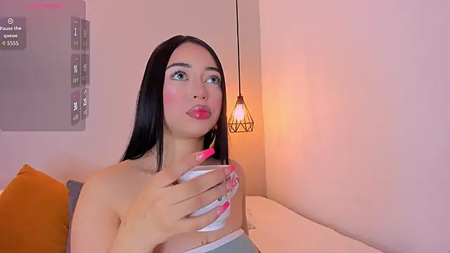 Snapshot of AnthonellaSweet chatting on October 8, 2025, 12:28 pm AnthonellaSweet online show from October 8, 2025, 12:28 pm