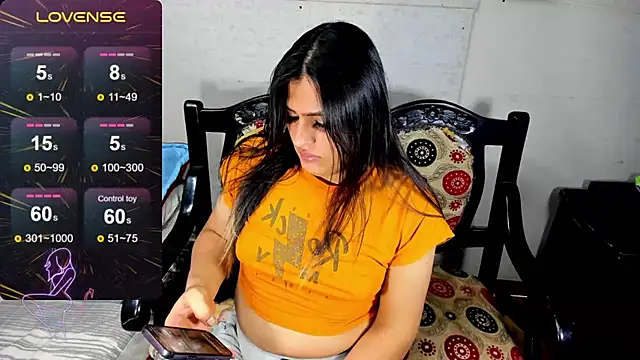 blonde girl01 online show from February 27, 2025, 10:31 pm