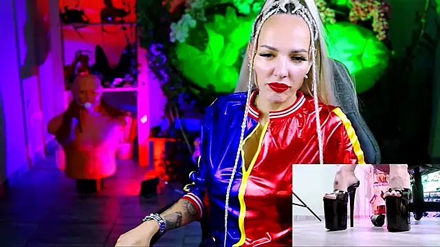 MonicaMaxwel online show from October 26, 2025, 11:10 am