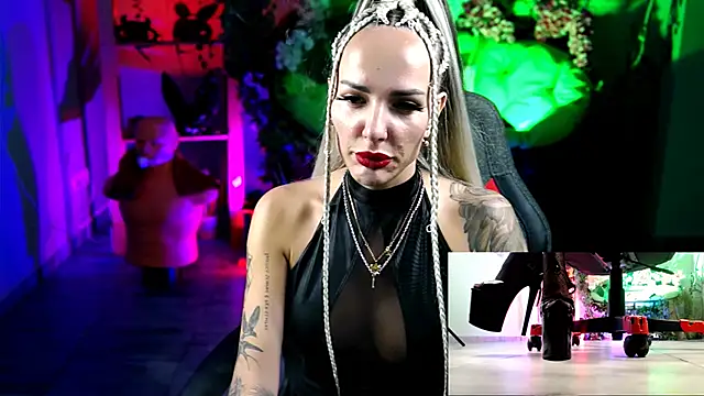 MonicaMaxwel online show from October 11, 2025, 12:50 pm