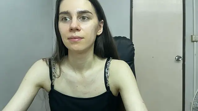 SassyJessi online show from April 16, 2026, 4:35 am