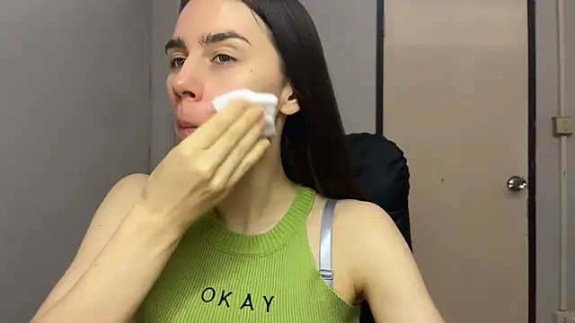 Snapshot of SassyJessi chatting on February 1, 2026, 4:11 am SassyJessi online show from February 1, 2026, 4:11 am