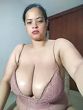 Snapshot of sweetpe chatting on December 21, 2025, 6:59 am sweetpe online show from December 21, 2025, 6:59 am