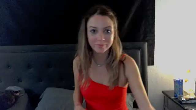 Snapshot of molly_witha_chance chatting on December 29, 2024, 6:14 am molly witha chance online show from December 29, 2024, 6:14 am