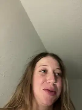 Snapshot of molly_witha_chance chatting on February 6, 2025, 7:18 pm molly witha chance online show from February 6, 2025, 7:18 pm