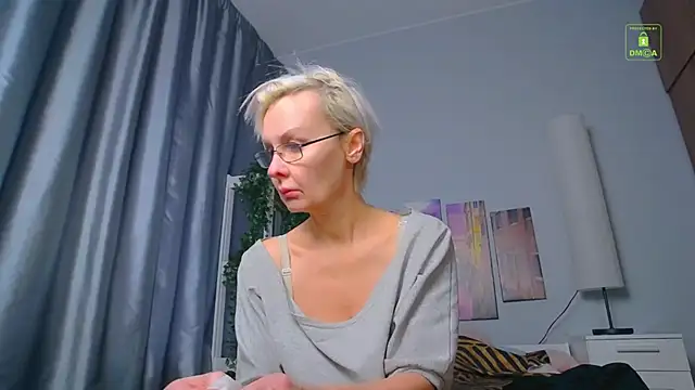 HelgaHimmell online show from February 14, 2025, 9:55 am