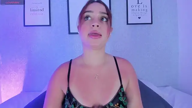 sophia 98 online show from March 17, 2025, 8:09 pm