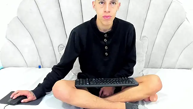 thiago19s online show from March 9, 2026, 3:32 am