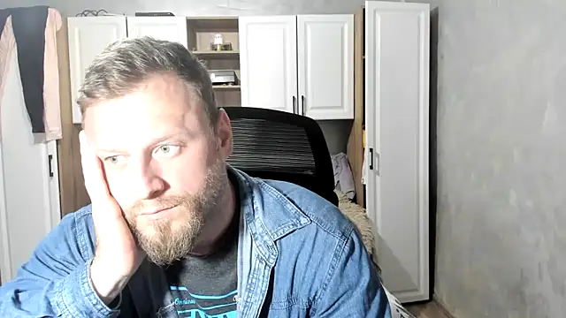 ANGELALEXYNO2024 online show from October 21, 2025, 4:50 pm