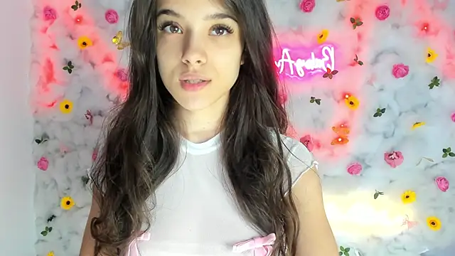 BabyAylin online show from January 21, 2025, 8:41 am