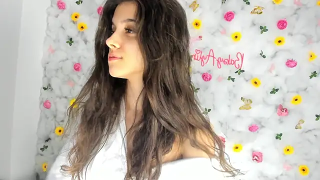 BabyAylin online show from February 26, 2025, 4:41 am