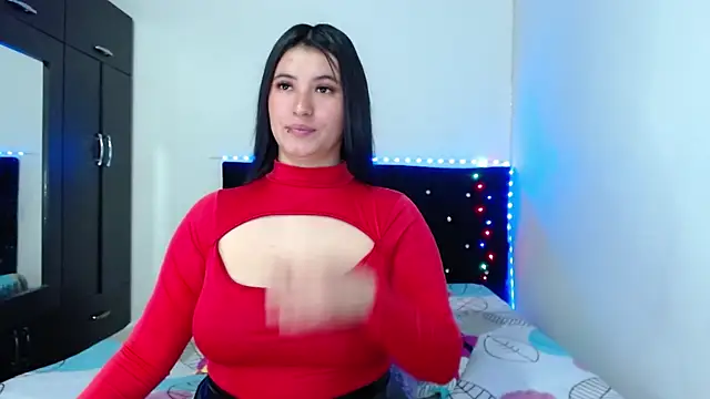 Snapshot of Zasha_Kaira chatting on October 18, 2025, 8:22 pm Zasha Kaira online show from October 18, 2025, 8:22 pm