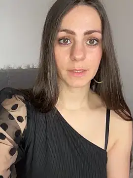 Loella-Rose online show from January 5, 2025, 11:15 am