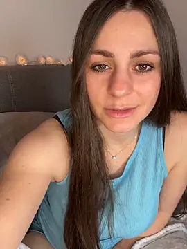 Loella-Rose online show from February 9, 2025, 11:25 am