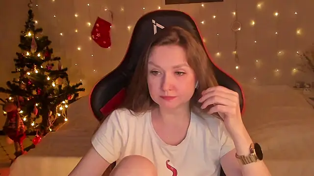 desperatehousewife   online show from January 5, 2026, 5:27 pm