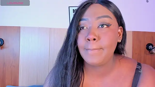 Snapshot of Aishaza1 chatting on October 1, 2025, 12:20 pm Aishaza1 online show from October 1, 2025, 12:20 pm