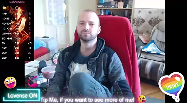 Snapshot of RealManHaveHairy chatting on March 17, 2025, 2:01 pm RealManHaveHairy online show from March 17, 2025, 2:01 pm