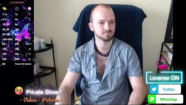 Snapshot of RealManHaveHairy chatting on June 4, 2026, 4:17 am RealManHaveHairy online show from June 4, 2026, 4:17 am