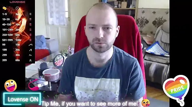 Snapshot of RealManHaveHairy chatting on March 16, 2025, 11:27 am RealManHaveHairy online show from March 16, 2025, 11:27 am