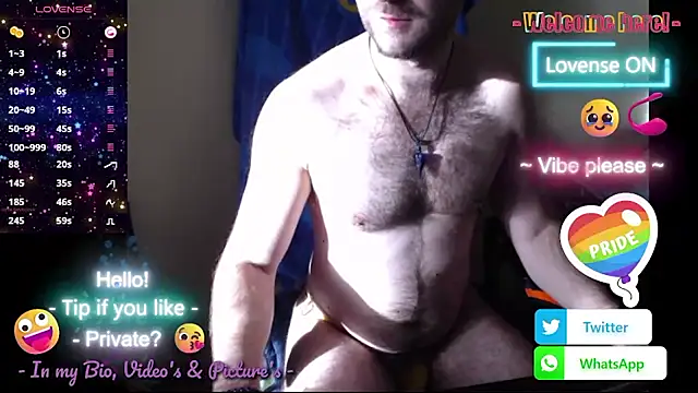 Snapshot of RealManHaveHairy chatting on October 20, 2025, 6:48 am RealManHaveHairy online show from October 20, 2025, 6:48 am