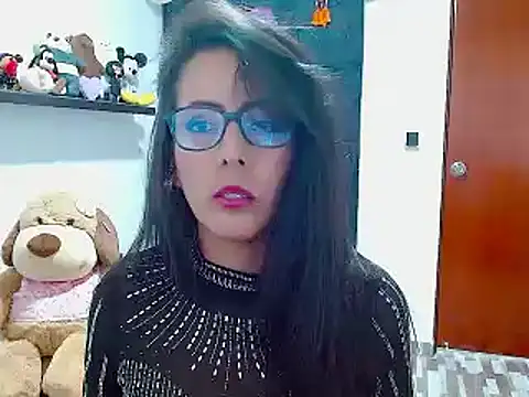 ella peck online show from December 16, 2024, 1:21 am