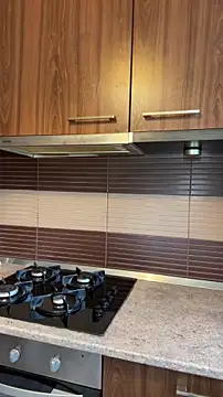 Snapshot of Hotmomcheckk_ chatting on October 16, 2025, 10:45 am Hotmomcheckk online show from October 16, 2025, 10:45 am