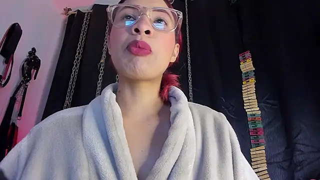 charrlotte quinn online show from March 11, 2026, 12:32 pm