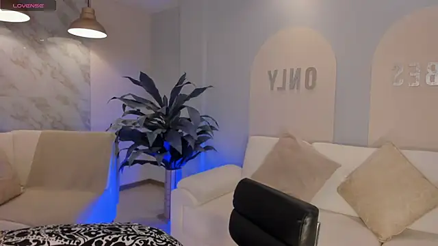 MollySundersX online show from January 9, 2026, 9:44 pm